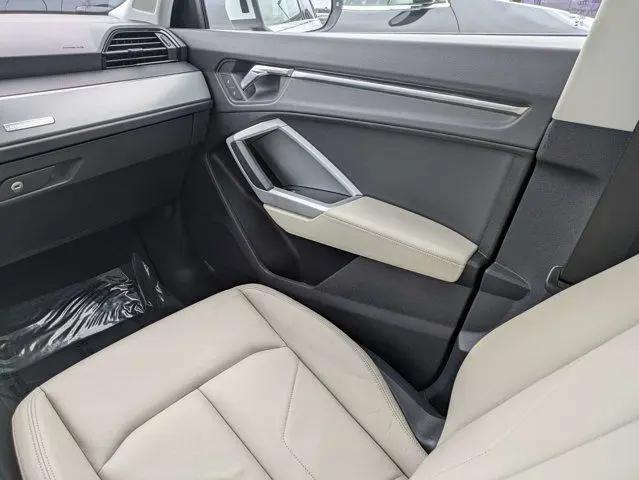2023 Audi Q3 Premium 40 TFSI quattro Tiptronic