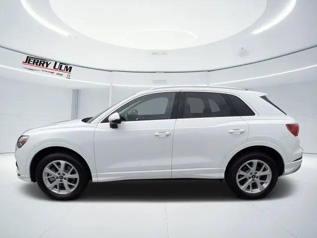 2023 Audi Q3 Premium 40 TFSI quattro Tiptronic