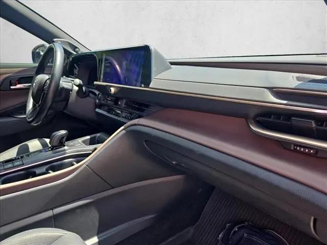 2023 Toyota Crown Limited
