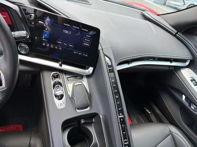 2022 Chevrolet Corvette Stingray RWD Convertible 2LT