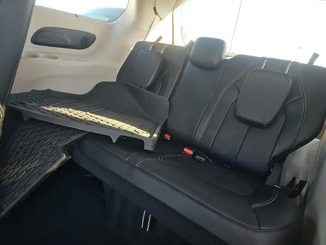 2024 Chrysler Pacifica Hybrid Road Tripper