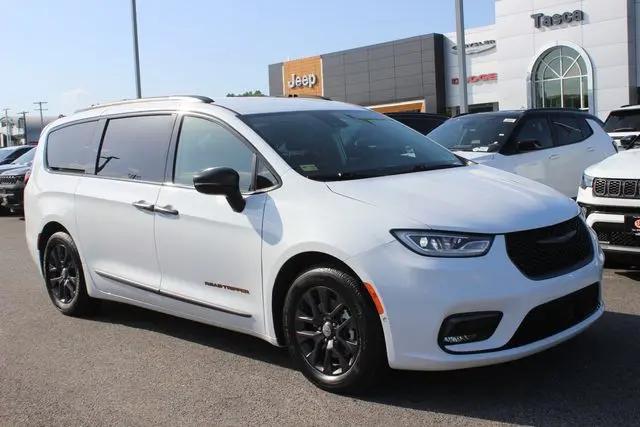 2024 Chrysler Pacifica Hybrid Road Tripper for sale in Johnston, RI