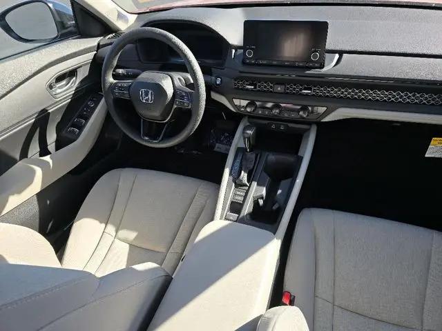 2025 Honda Accord Sedan SE