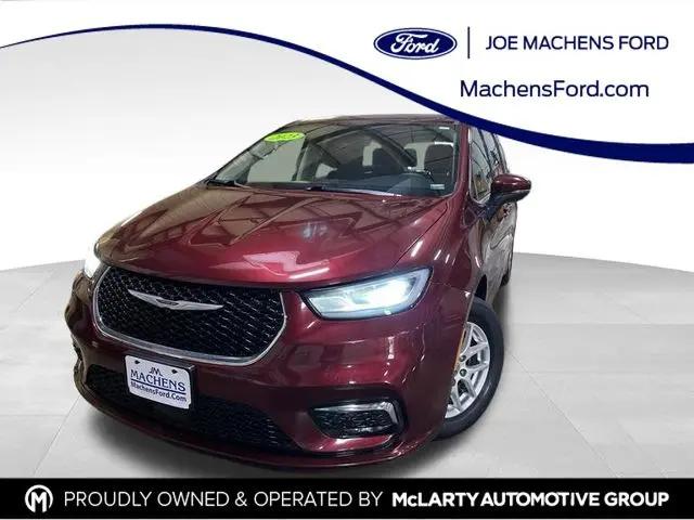 2023 Chrysler Pacifica Touring L for sale in Columbia, MO
