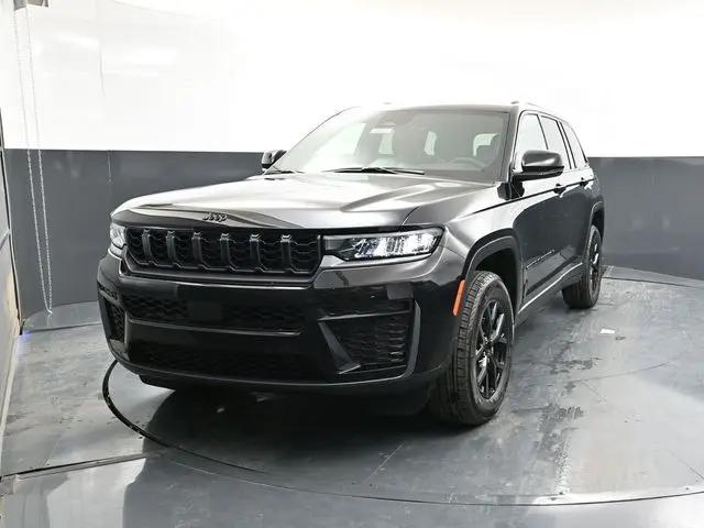 2026 Jeep Grand Cherokee Altitude 4x4