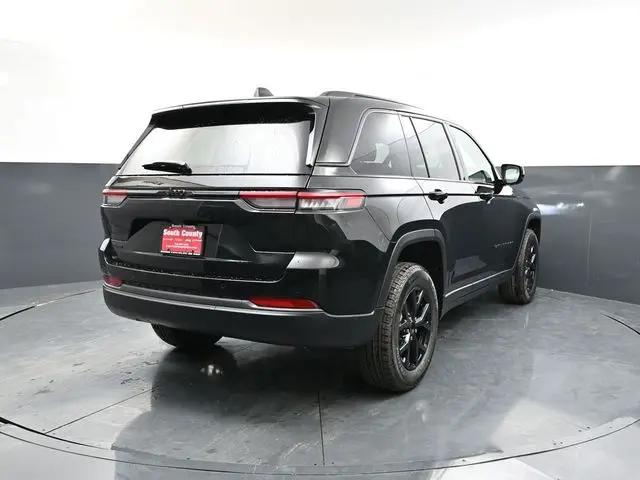 2026 Jeep Grand Cherokee Altitude 4x4