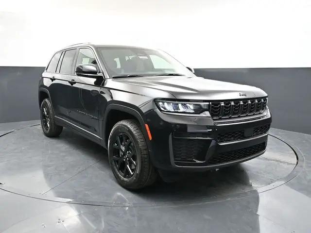 2026 Jeep Grand Cherokee Altitude 4x4