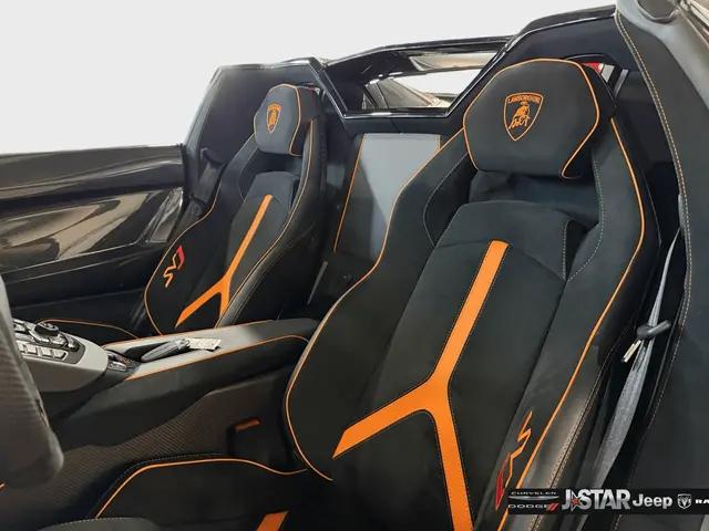 2021 Lamborghini Aventador Roadster