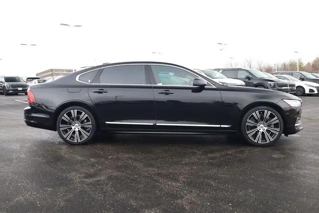 2023 Volvo S90 B6 Plus
