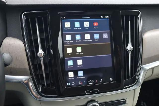 2023 Volvo S90 B6 Plus