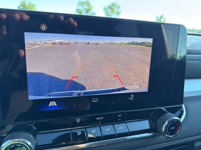 2024 Chevrolet Colorado 2WD LT