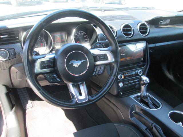 2020 Ford Mustang EcoBoost Fastback