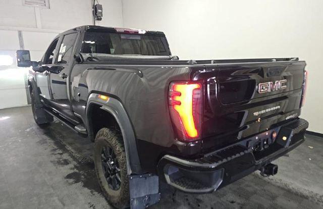 2025 GMC Sierra 2500HD Crew Cab, Standard Bed, AT4X, 4WD