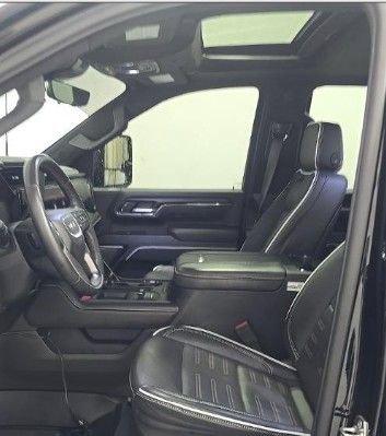 2025 GMC Sierra 2500HD Crew Cab, Standard Bed, AT4X, 4WD
