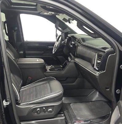 2025 GMC Sierra 2500HD Crew Cab, Standard Bed, AT4X, 4WD