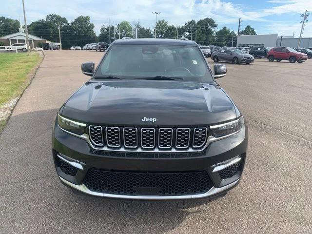 2023 Jeep Grand Cherokee Summit
