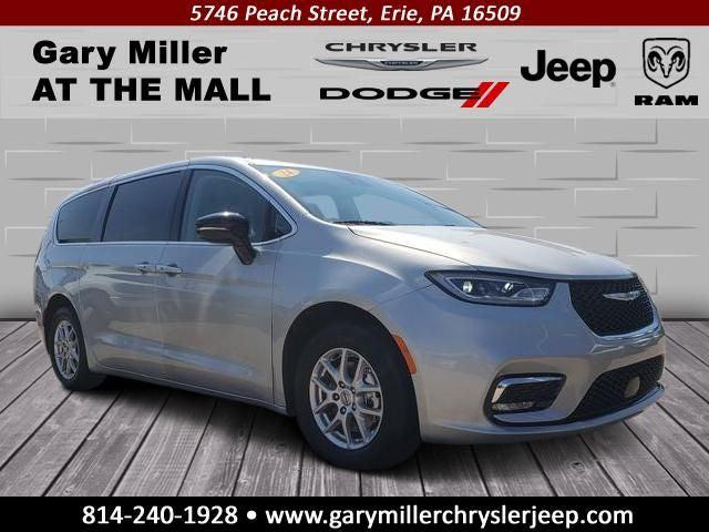 2024 Chrysler Pacifica Touring L for sale in Erie, PA
