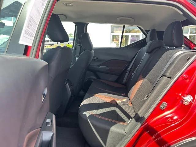 2024 Nissan Kicks SR Xtronic CVT