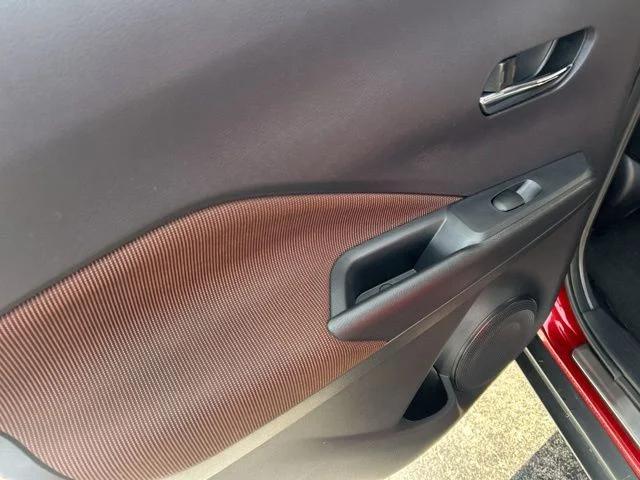 2024 Nissan Kicks SR Xtronic CVT