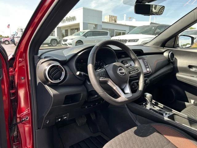 2024 Nissan Kicks SR Xtronic CVT