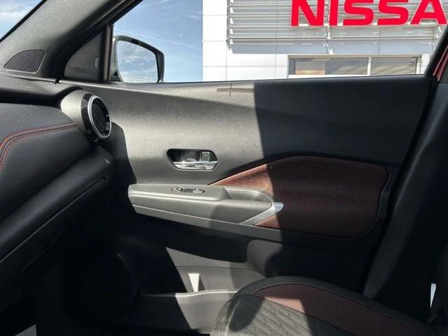 2024 Nissan Kicks SR Xtronic CVT