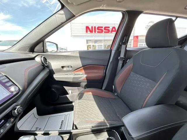 2024 Nissan Kicks SR Xtronic CVT