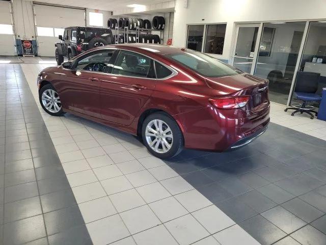 2015 Chrysler 200 Limited