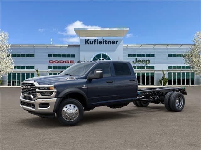 2026 RAM 5500 Chassis RAM 5500 TRADESMAN CHASSIS CREW CAB 4X4 84 CA