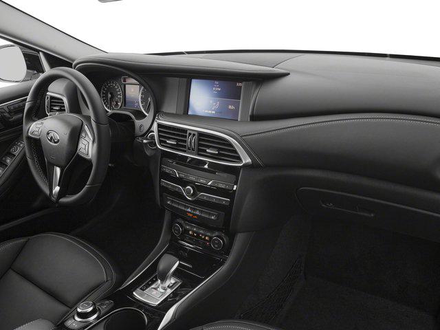 2018 INFINITI QX30 Premium