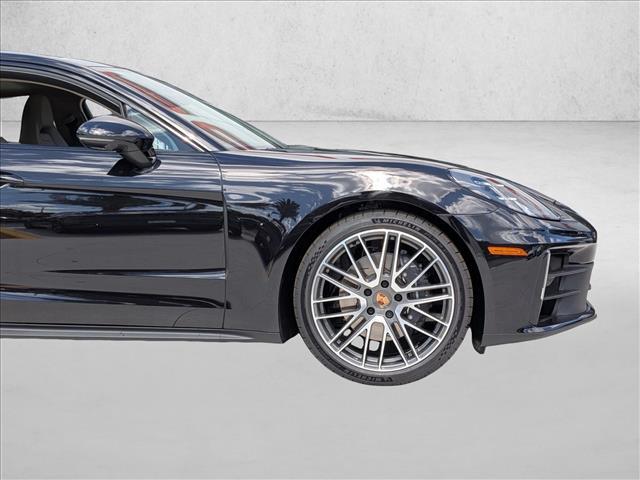 2026 Porsche Panamera RWD