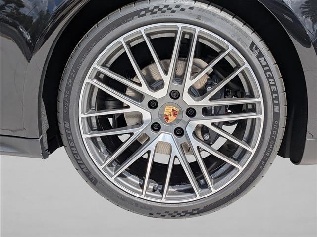 2026 Porsche Panamera RWD