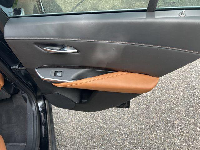 2023 Cadillac XT4 AWD Premium Luxury