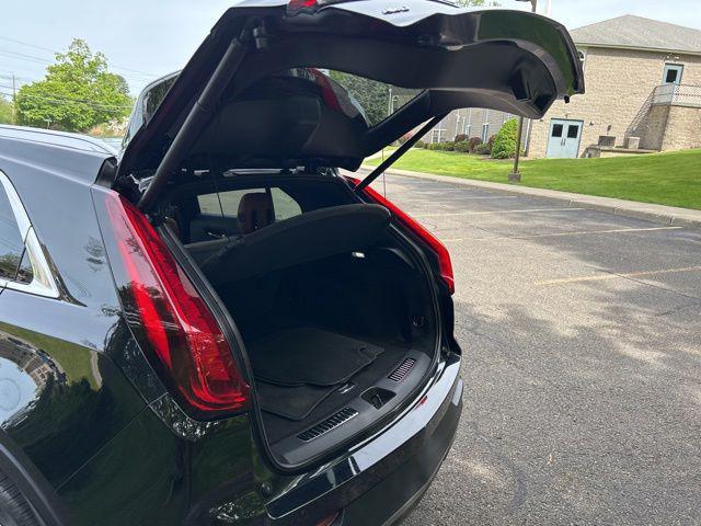 2023 Cadillac XT4 AWD Premium Luxury