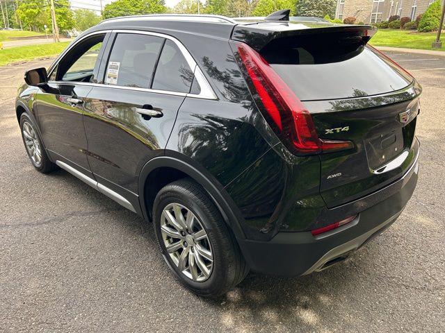 2023 Cadillac XT4 AWD Premium Luxury