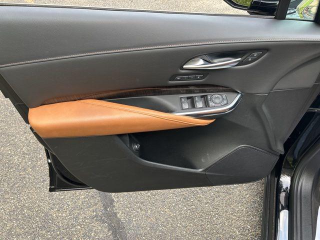 2023 Cadillac XT4 AWD Premium Luxury