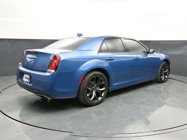 2023 Chrysler 300 Touring