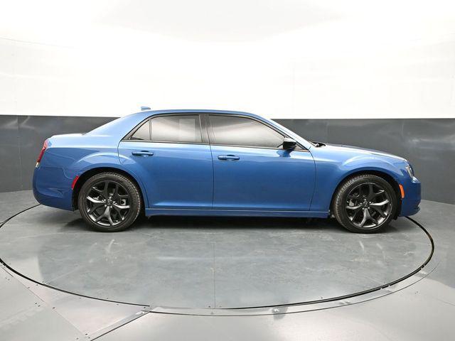2023 Chrysler 300 Touring