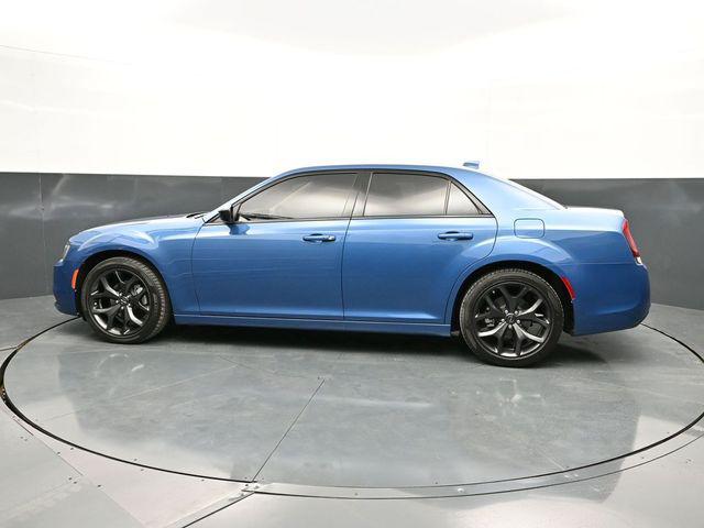2023 Chrysler 300 Touring