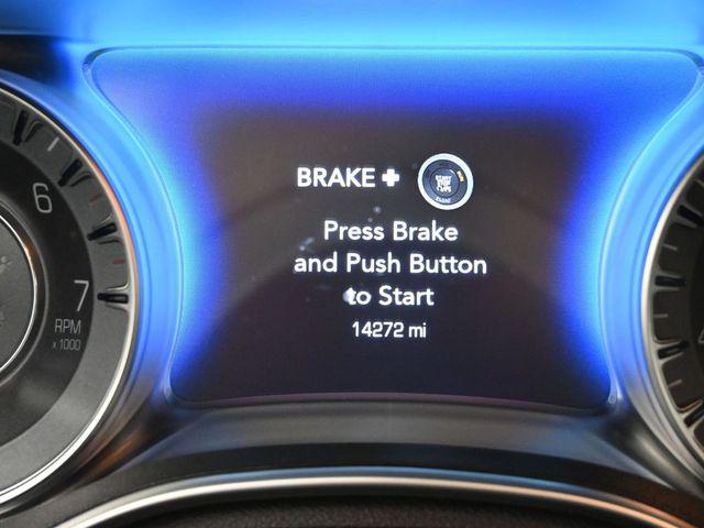 2023 Chrysler 300 Touring