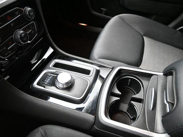 2023 Chrysler 300 Touring