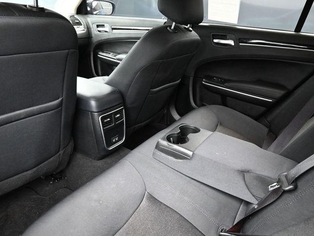 2023 Chrysler 300 Touring