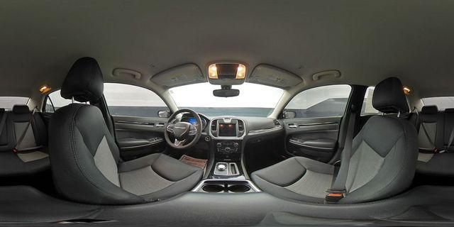 2023 Chrysler 300 Touring