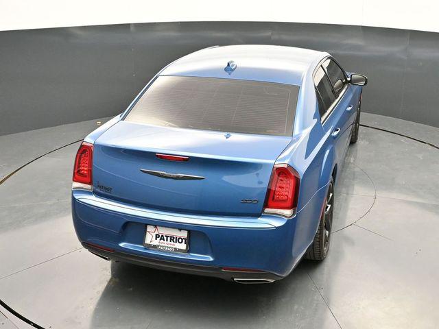 2023 Chrysler 300 Touring