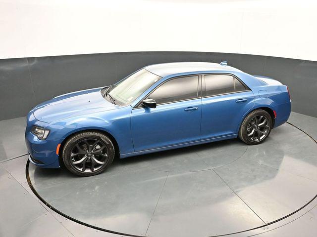 2023 Chrysler 300 Touring