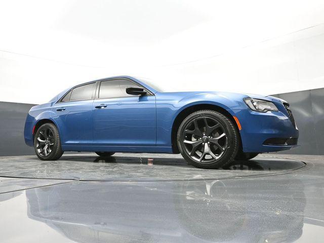 2023 Chrysler 300 Touring