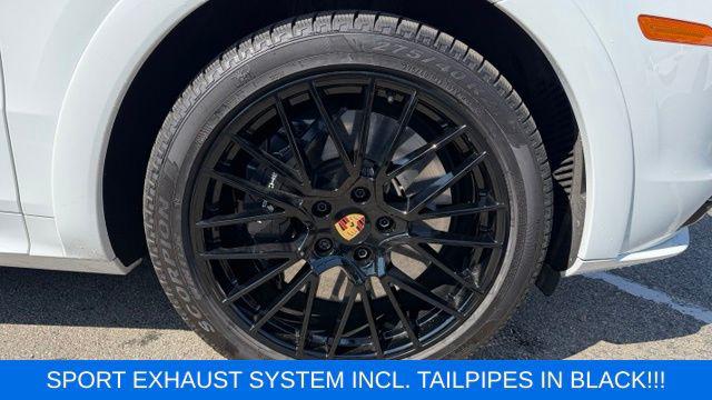 2023 Porsche Cayenne Turbo