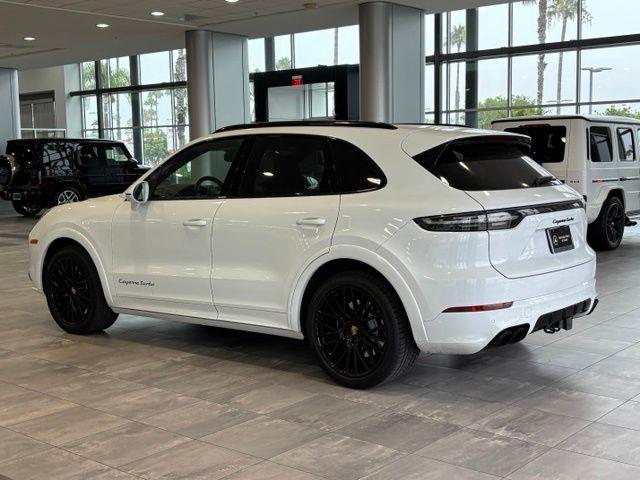 2023 Porsche Cayenne Turbo