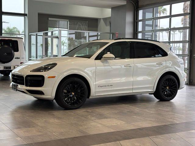 2023 Porsche Cayenne Turbo
