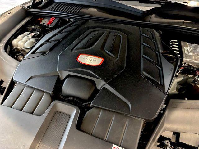 2023 Porsche Cayenne Turbo