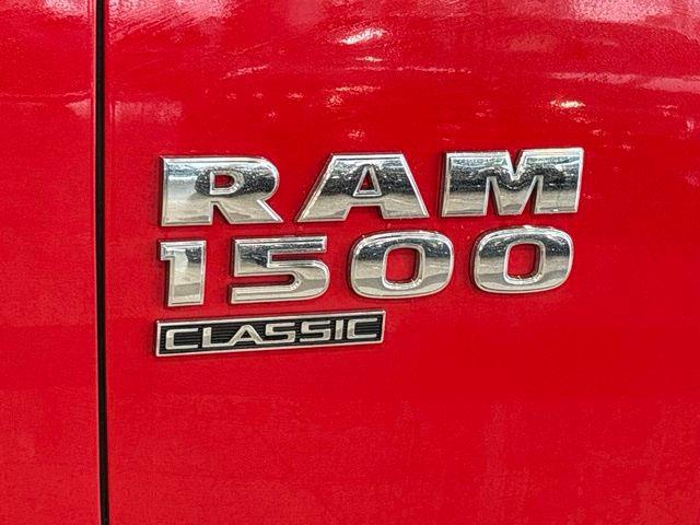 2022 Ram 1500 Classic SLT Crew Cab 4x4 57 Box